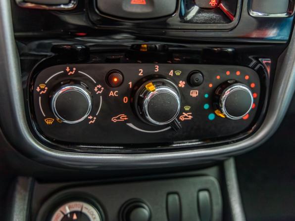 Renault Duster I с пробегом 2013 года, цена 1 118 000 рублей, 138850 км, внедорожник, Автокод Объявления