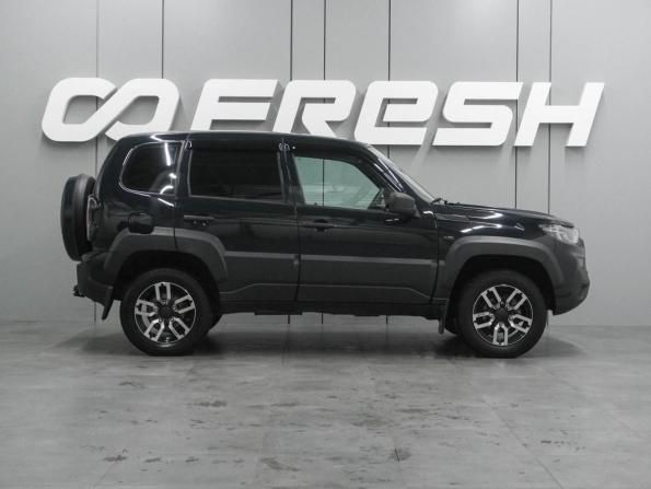 Lada (ВАЗ) Niva Travel I с пробегом 2023 года, цена 929 000 рублей, 48451 км, внедорожник, Автокод Объявления