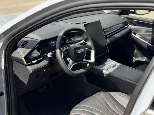 Новый Geely Preface I 2026 года, цена 3 429 990 рублей, седан, Автокод Объявления