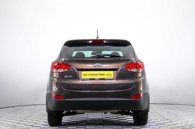 Hyundai ix35 I Рестайлинг с пробегом 2014 года, цена 1 499 000 рублей, 117854 км, внедорожник, Автокод Объявления