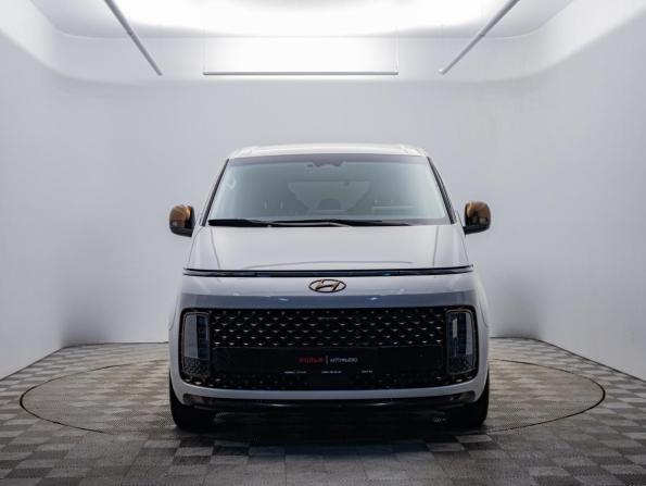 Hyundai Staria I с пробегом 2022 года, цена 5 374 000 рублей, 47000 км, минивэн, Автокод Объявления