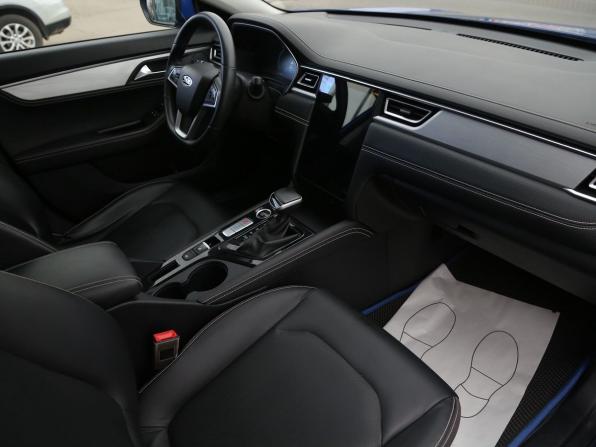 JAC J7 I с пробегом 2023 года, цена 1 286 000 рублей, 33000 км, лифтбек, Автокод Объявления