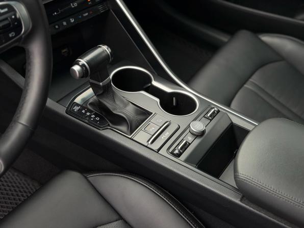 Kia K5 III с пробегом 2020 года, цена 2 150 000 рублей, 125000 км, седан, Автокод Объявления