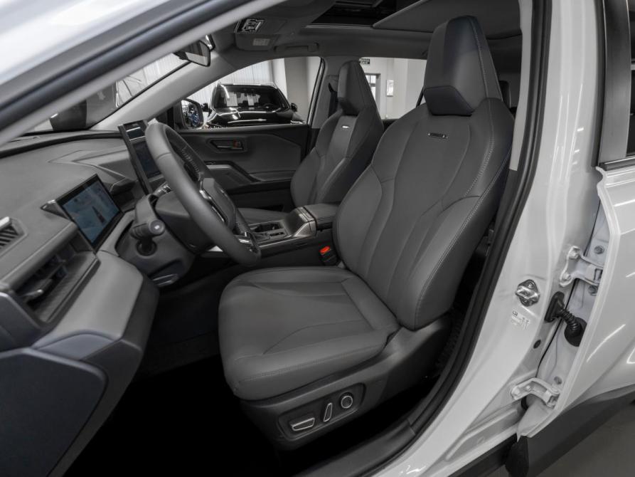 Toyota RAV4 VI (XA60) Москва  - изображение 9