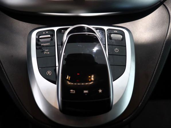Mercedes-Benz V-Класс III (W447) с пробегом 2019 года, цена 3 990 000 рублей, 182131 км, минивэн, Автокод Объявления
