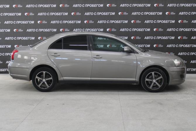 Toyota Avensis II Рестайлинг с пробегом 2006 года, цена 846 000 рублей, 240000 км, седан, Автокод Объявления