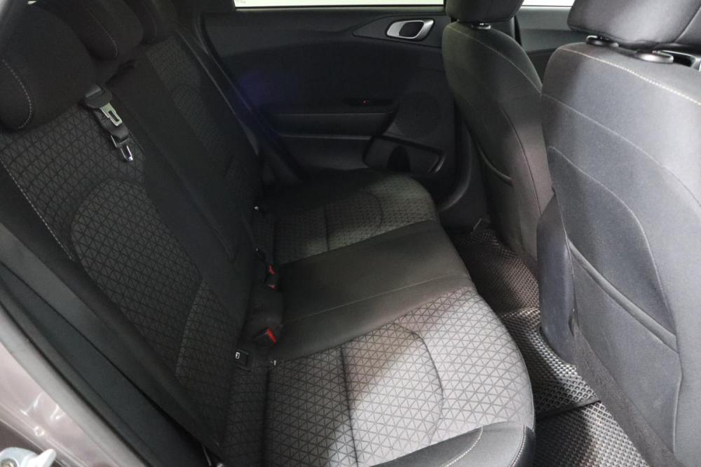 Kia Ceed III Санкт-Петербург  - изображение 13