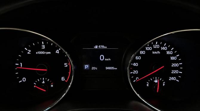 Kia Carnival III с пробегом 2018 года, цена 2 600 000 рублей, 94835 км, минивэн, Автокод Объявления