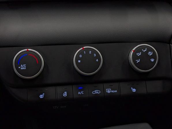Hyundai Elantra VII (CN7) с пробегом 2022 года, цена 2 055 000 рублей, 73028 км, седан, Автокод Объявления
