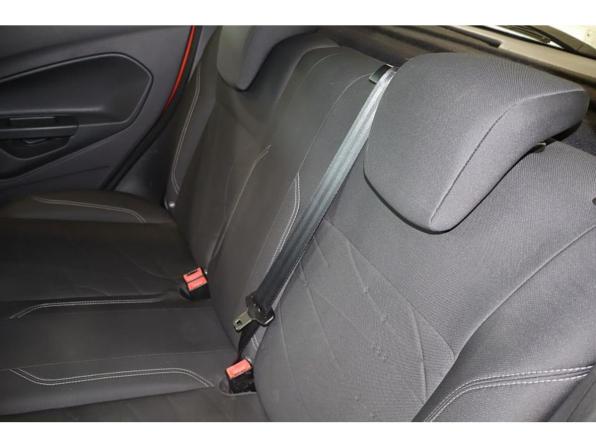 Ford Fiesta Mk6 Рестайлинг с пробегом 2015 года, цена 849 000 рублей, 123963 км, хэтчбек, Автокод Объявления