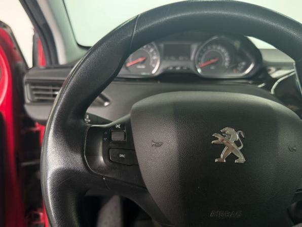 Peugeot 208 I с пробегом 2014 года, цена 670 000 рублей, 142140 км, хэтчбек, Автокод Объявления