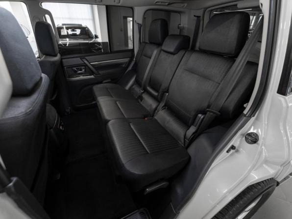 Mitsubishi Pajero IV Рестайлинг 2 с пробегом 2021 года, цена 3 790 000 рублей, 94800 км, внедорожник, Автокод Объявления