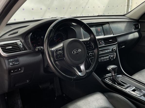 Kia Optima IV Рестайлинг с пробегом 2018 года, цена 2 050 000 рублей, 103731 км, седан, Автокод Объявления