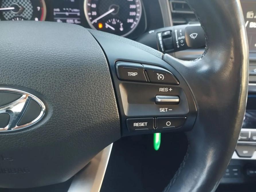 Hyundai Elantra VI (AD) Рестайлинг Екатеринбург  - изображение 22