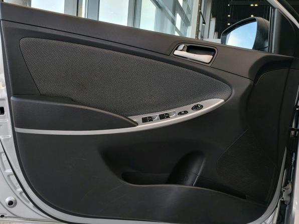 Hyundai Solaris I с пробегом 2014 года, цена 658 000 рублей, 231925 км, седан, Автокод Объявления