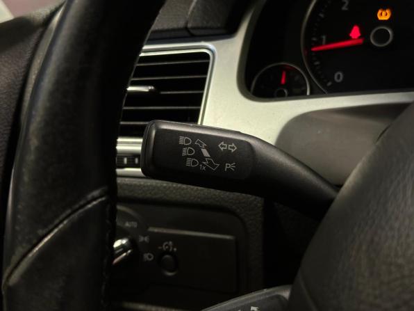 Volkswagen Touareg II Рестайлинг с пробегом 2015 года, цена 2 800 000 рублей, 265688 км, внедорожник, Автокод Объявления