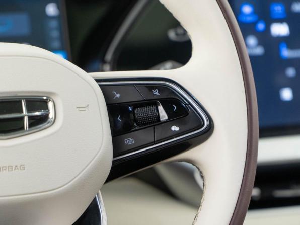 Geely Monjaro I с пробегом 2023 года, цена 3 319 444 рубля, 29201 км, внедорожник, Автокод Объявления