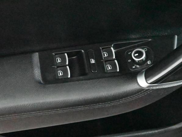 Volkswagen Passat B7 с пробегом 2012 года, цена 1 600 000 рублей, 221161 км, универсал, Автокод Объявления