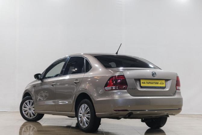 Volkswagen Polo V Рестайлинг с пробегом 2016 года, цена 1 179 000 рублей, 126800 км, седан, Автокод Объявления