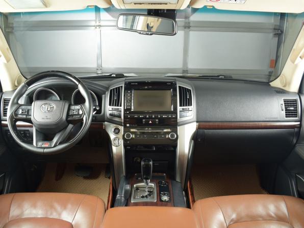 Toyota Land Cruiser 200 Series Рестайлинг 1 с пробегом 2014 года, цена 3 684 995 рублей, 324660 км, внедорожник, Автокод Объявления