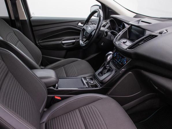 Ford Kuga II Рестайлинг с пробегом 2018 года, цена 1 230 000 рублей, 242701 км, внедорожник, Автокод Объявления