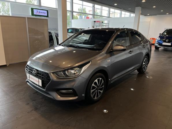 Hyundai Solaris II с пробегом 2018 года, цена 1 254 000 рублей, 138926 км, седан, Автокод Объявления