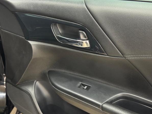 Honda Accord IX с пробегом 2013 года, цена 1 292 000 рублей, 232326 км, седан, Автокод Объявления