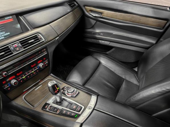 BMW 7 серии V (F01/F02/F04) Рестайлинг с пробегом 2013 года, цена 1 700 000 рублей, 157000 км, седан, Автокод Объявления
