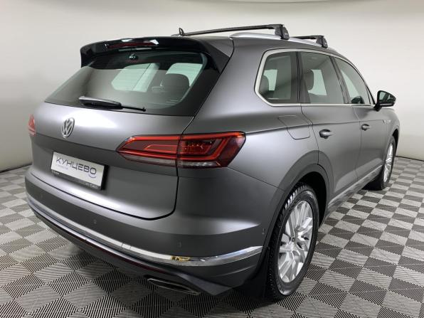Volkswagen Touareg III с пробегом 2019 года, цена 4 559 000 рублей, 128687 км, внедорожник, Автокод Объявления