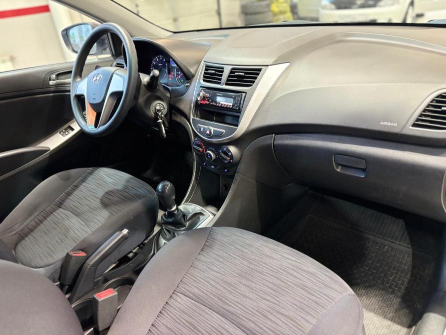 Hyundai Solaris I Рестайлинг Челябинск  - изображение 21
