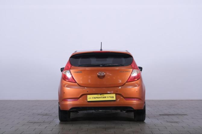 Hyundai Solaris I Рестайлинг с пробегом 2015 года, цена 949 000 рублей, 166000 км, хэтчбек, Автокод Объявления