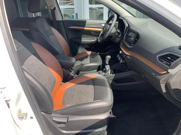 Lada (ВАЗ) Vesta I Рестайлинг (NG) с пробегом 2023 года, цена 1 285 000 рублей, 32602 км, седан, Автокод Объявления