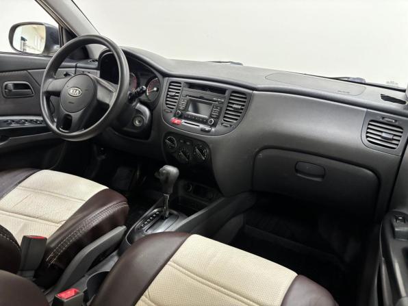 Kia Rio II Рестайлинг с пробегом 2010 года, цена 420 000 рублей, 160243 км, седан, Автокод Объявления