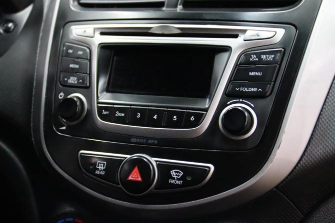 Hyundai Solaris I Рестайлинг с пробегом 2014 года, цена 945 350 рублей, 188559 км, седан, Автокод Объявления
