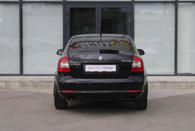 Skoda Octavia II (A5) Рестайлинг с пробегом 2011 года, цена 880 000 рублей, 185359 км, лифтбек, Автокод Объявления