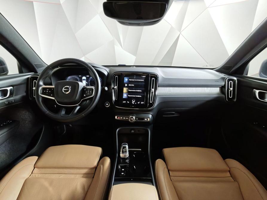 Volvo XC40 I Москва  - изображение 14