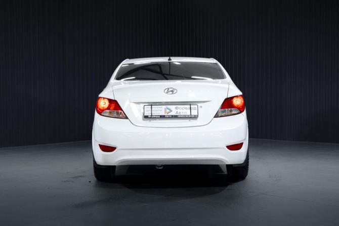 Hyundai Solaris I с пробегом 2012 года, цена 600 000 рублей, 249473 км, седан, Автокод Объявления