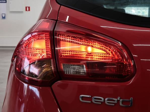 Kia Ceed II с пробегом 2014 года, цена 791 000 рублей, 176600 км, хэтчбек, Автокод Объявления