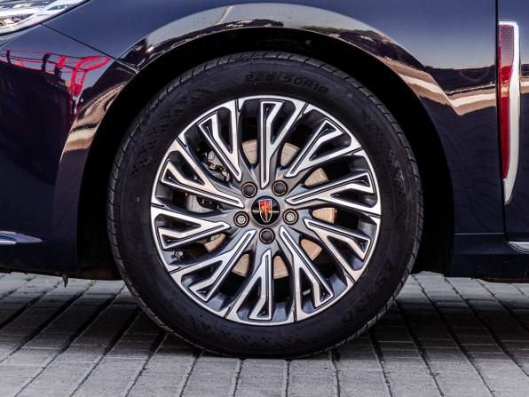 Hongqi H5 II с пробегом 2024 года, цена 3 229 000 рублей, 21222 км, седан, Автокод Объявления