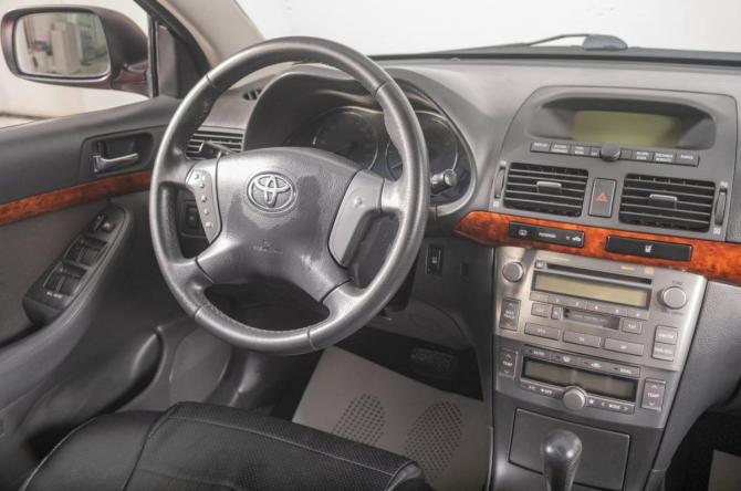 Toyota Avensis II с пробегом 2005 года, цена 899 000 рублей, 209379 км, седан, Автокод Объявления