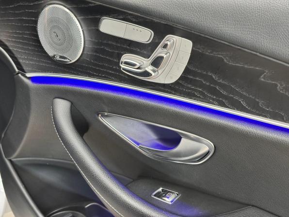 Mercedes-Benz E-Класс V (W213 S213 C238) с пробегом 2018 года, цена 3 050 000 рублей, 163063 км, седан, Автокод Объявления