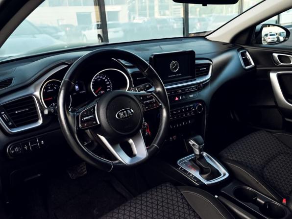 Kia Ceed III с пробегом 2019 года, цена 1 799 000 рублей, 101000 км, универсал, Автокод Объявления
