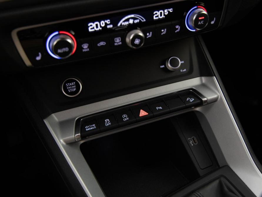 Audi Q3 Sportback II (F3) Санкт-Петербург  - изображение 17