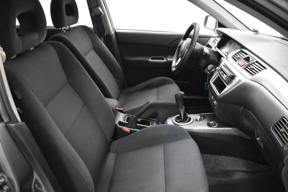 Mitsubishi Lancer IX Рестайлинг Москва  - изображение 11