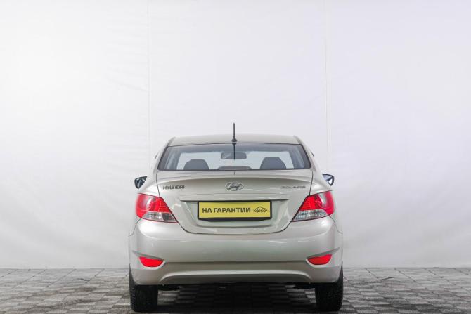 Hyundai Solaris I с пробегом 2013 года, цена 859 000 рублей, 144500 км, седан, Автокод Объявления