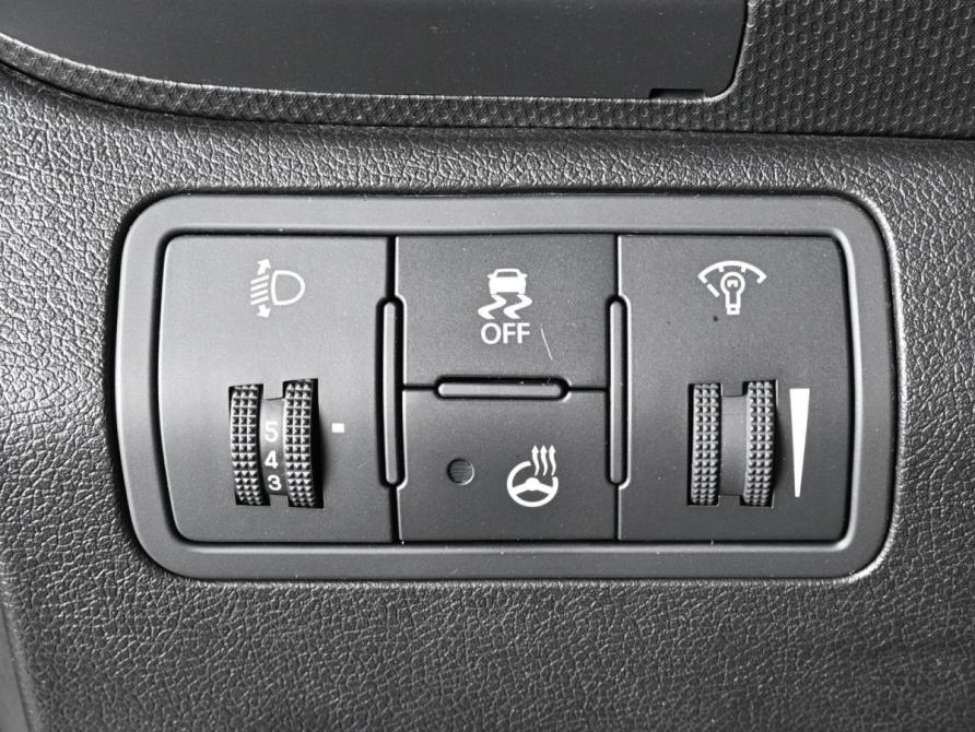 Hyundai Solaris I Рестайлинг Ростов-на-Дону  - изображение 16