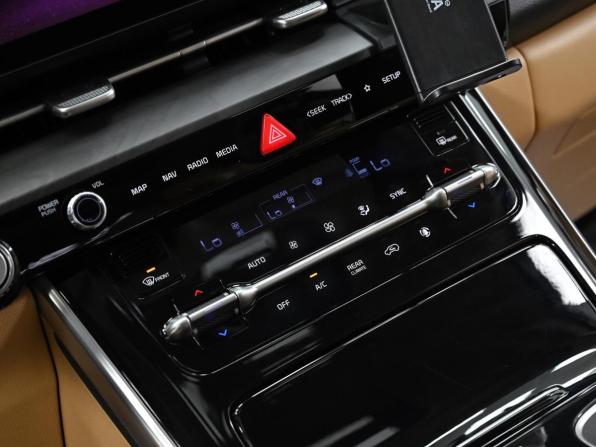 Kia Carnival IV с пробегом 2020 года, цена 3 299 000 рублей, 94000 км, минивэн, Автокод Объявления