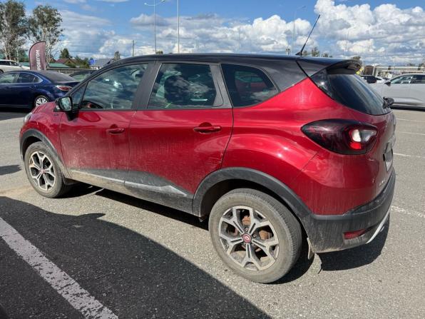 Renault Kaptur I с пробегом 2018 года, цена 1 299 000 рублей, 109969 км, внедорожник, Автокод Объявления