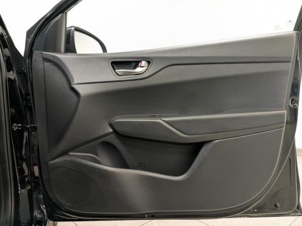 Hyundai Solaris II Рестайлинг с пробегом 2021 года, цена 1 550 000 рублей, 87722 км, седан, Автокод Объявления
