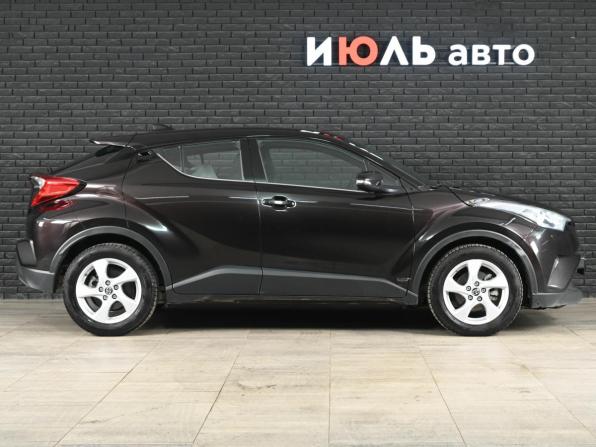 Toyota C-HR I с пробегом 2019 года, цена 1 940 000 рублей, 183308 км, внедорожник, Автокод Объявления